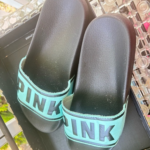 Victoria's Secret Pink Womens Slides Slip On Sandals Slippers Flip Flops - Picture 3 of 9